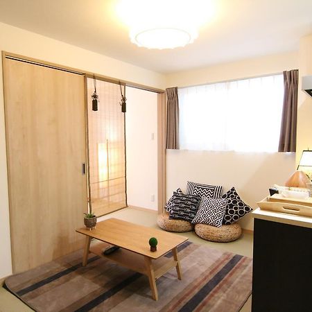 Universal Hotel Nishikujo Oszaka Kültér fotó